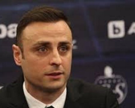 Шеф на Берое: Бербатов няма да играе при нас