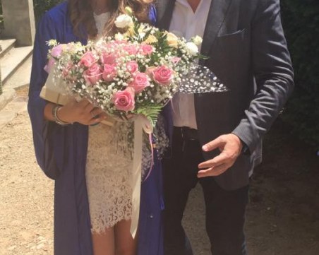 Христо Сираков показа снимки с дъщеря си на дипломирането й