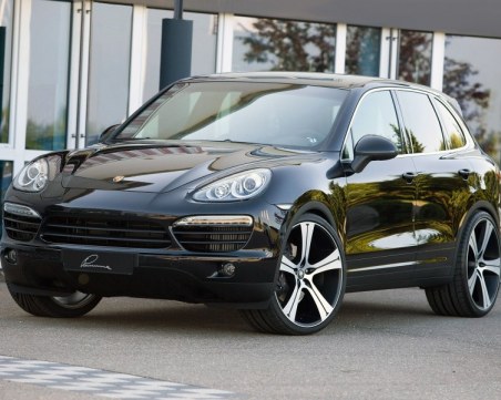 Нагла пловдивчанка спря поршето си на тротоар, глобиха я, но тя жали акта