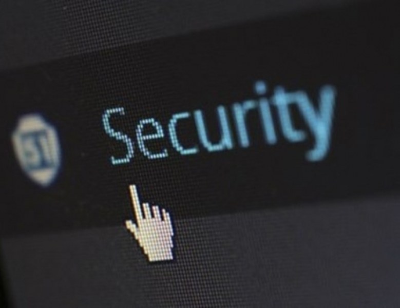 Хакери блокираха сайтовете на летищата в Бургас и Варна