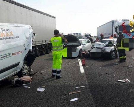 Българин загина при меле на пътя в Италия