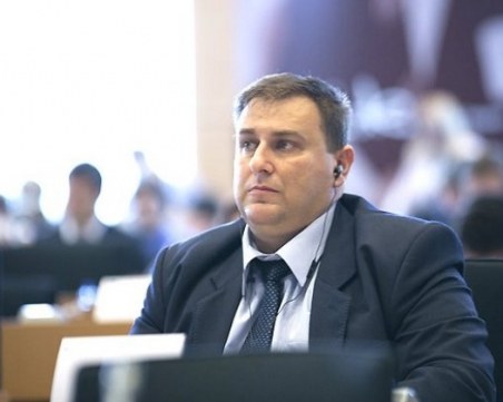 Емил Радев: Погнусен съм от ровенето на данни в Онкодиспансера в Пловдив