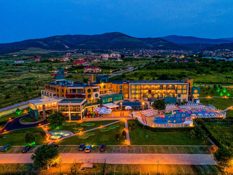 Прочутият Светлин Русев избра да гостува в СПА Хотел край Пловдив