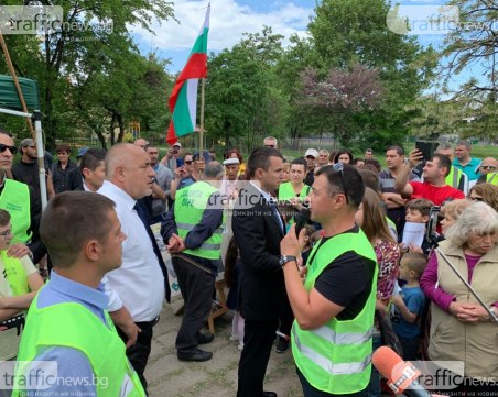 Бранителите на парка в Кършияка напират за местния парламент, издигат и райкмет