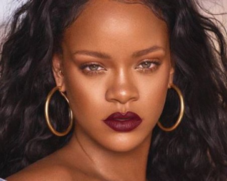 Риана откри малката си двойничка. Вижте я