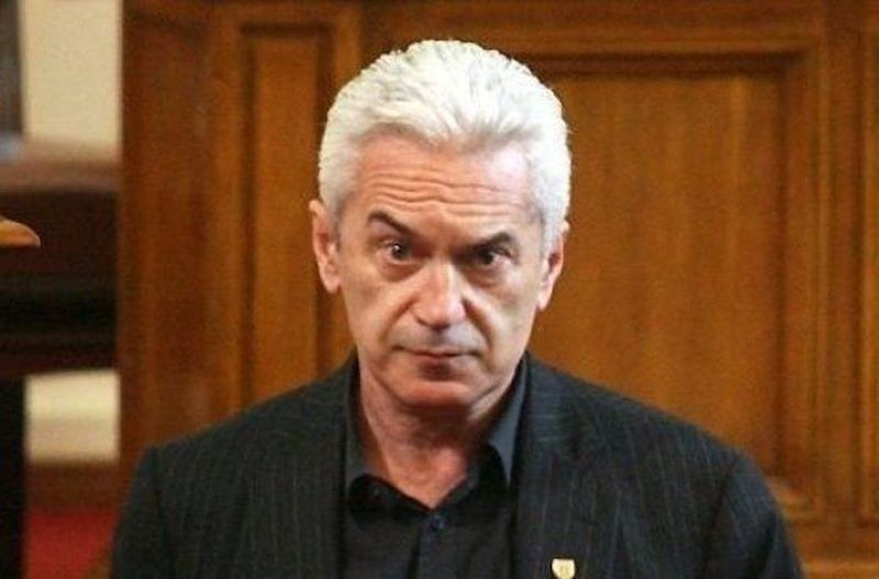 Сидеров: Аз сбъднах мечтата на Каракачанов да е министър, той ме изключи