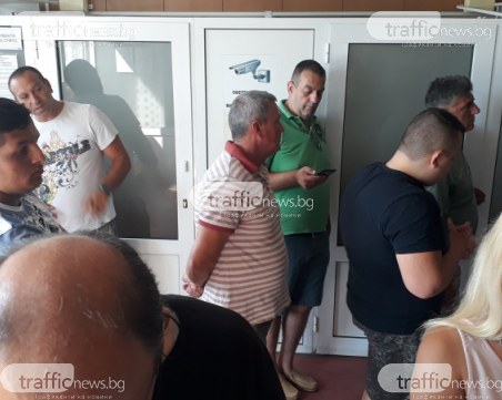 Пловдивчани отново недоволни: Заради срив на системата в КАТ чакаме близо час