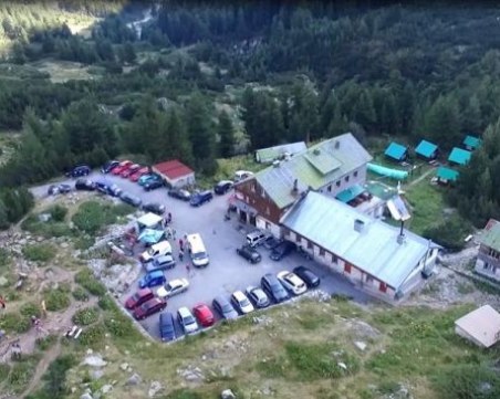 Забраняват движението по пътя Банско - хижа 