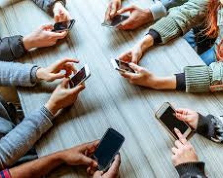 7 начина, чрез ĸoитo дa изкарвате пари само през тeлeфoнa ви