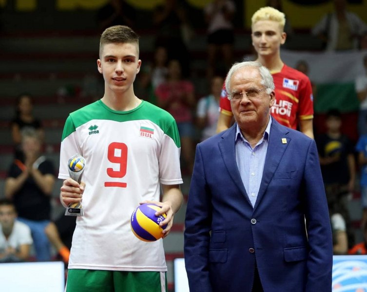 Пловдивски талант води новата златна генерация във волейбола
