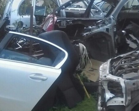 Авточастите втора ръка вече с досие заради апаши и ментета