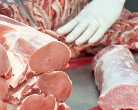 Чумата подгони цената на свинското, поскъпва с 19 стотинка за седмица