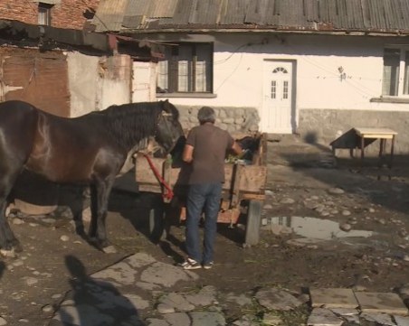 Хванаха без книжка и бащата на 