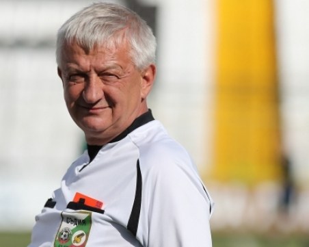 Крушарски култов: Който не върши работа - лети като от Байконур