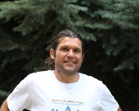 Атанас Скатов: Подготвям експедиция до Дхаулагири през септември