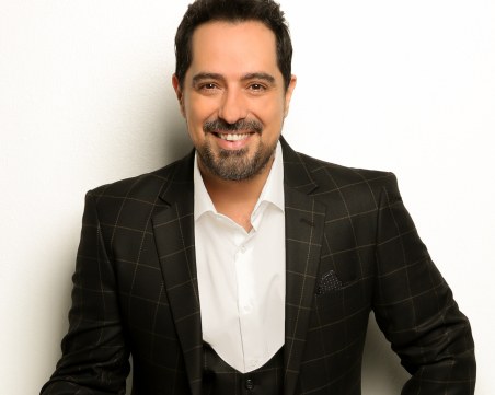 Гръцка звезда Макис Димакис избра България за новия си клип