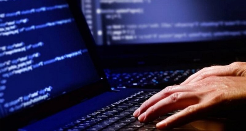 Хакерска атака в САЩ! Жена открадна данните на 106 млн. души