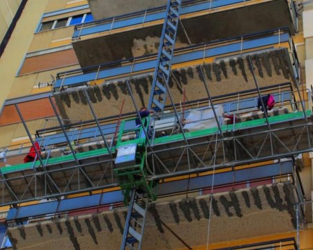 3-годишно дете оцеля при падане от шестия етаж