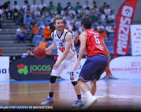 Академик Бултекс 99 взе американски гард, българите остават в отбора