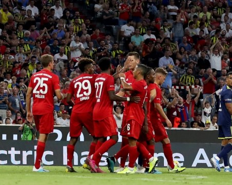 Байерн скъса мрежата на Фенербахче и е на финал на Audi Cup
