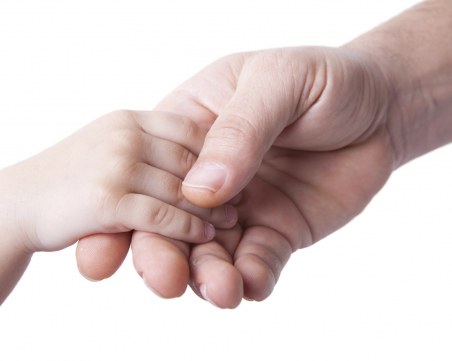 Кандидатстването за детски помощи вече и по електронен път