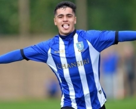 Талант на Локо на проби в Брентфорд, игра срещу Арсенал