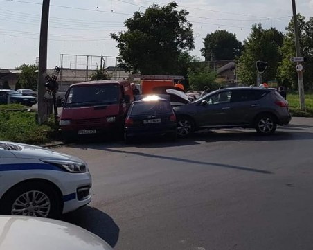 Тежка катастрофа в Труд, линейка и полиция са на място