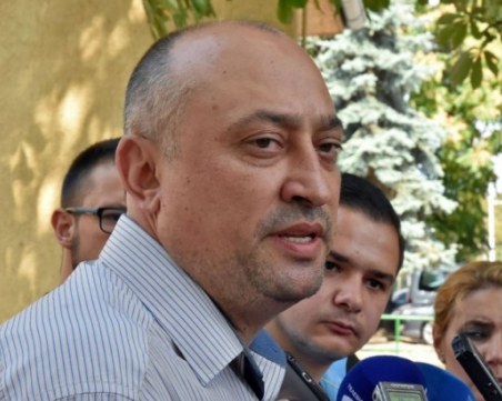 Временно отстраниха от длъжност директора на затворите