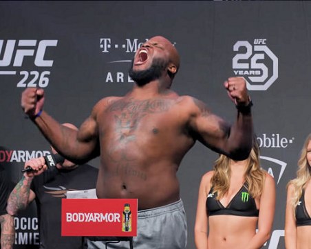 UFC обяви официално мача на Багата с Черния звяр