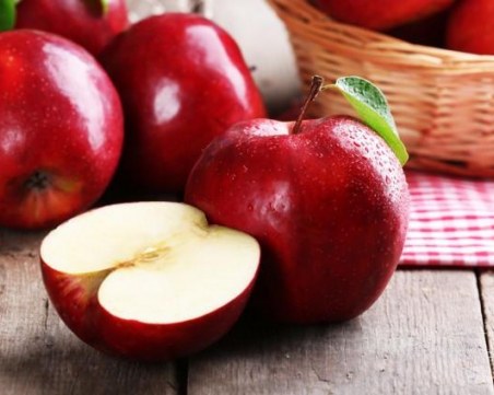 Вижте какви опасности за здравето крие... ябълката