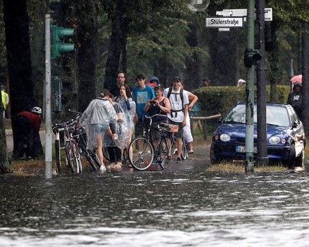 Извънредно положение в Берлин заради наводнения