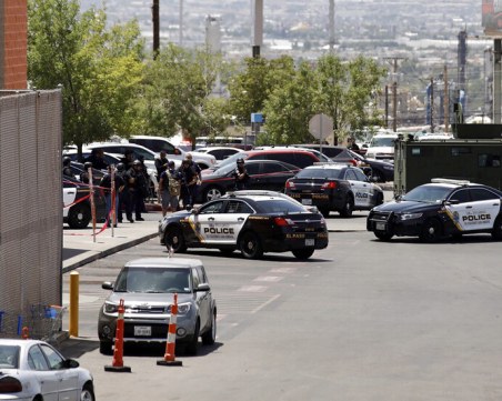 Жертвите на стрелбата в Тексас са 20, стрелецът - 21-годишен