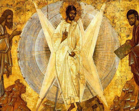 Честваме Преображение Господне, обличаме се в бяло