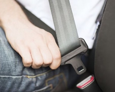 Не го пренебрегвайте! Колан в колата спасява живота на 300 души на година