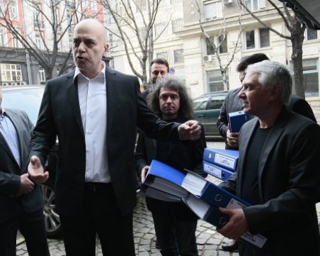 Защо Слави Трифонов няма и не иска да участва на местните избори