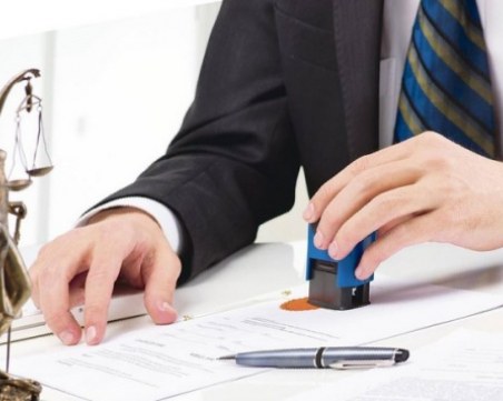 Адвокат: Има риск от имотни измами заради теча от НАП