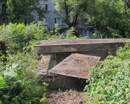 Пробваха грабеж от противоатомно скривалище насред Стара Загора