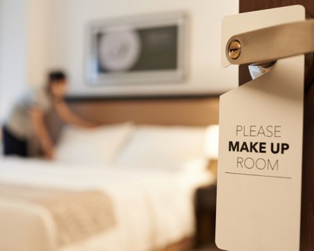 Персоналът по Черноморието - молдовци, беларуси, украинци, взимат по 350 евро на месец