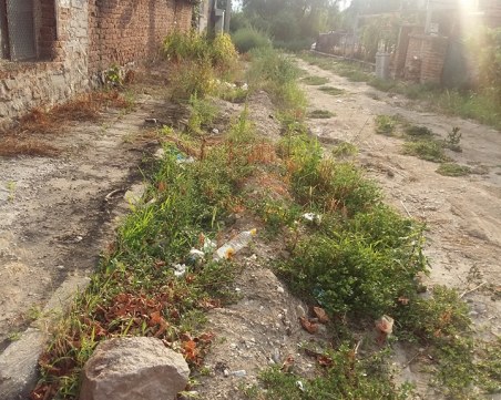 След ВиК проект: Улица край Пазарджик чака да бъде асфалтирана вече 10 години