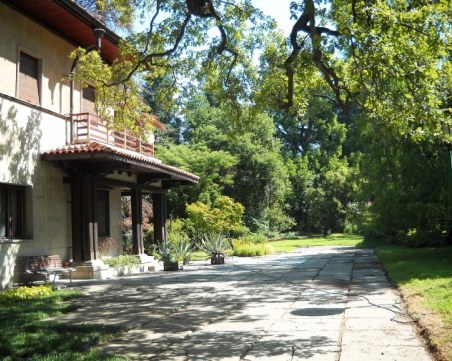 Ограничават посещенията в двореца Кричим заради африканската чума