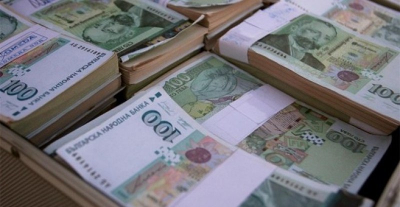Все повече милионери в България! Нови 90 души с влогове над 1 млн. лева
