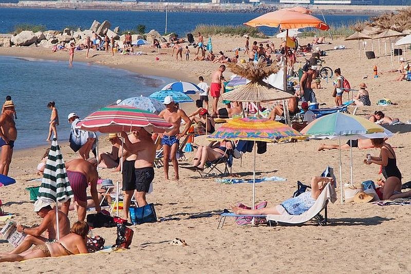 Измамница завлича туристи с почивки на морето