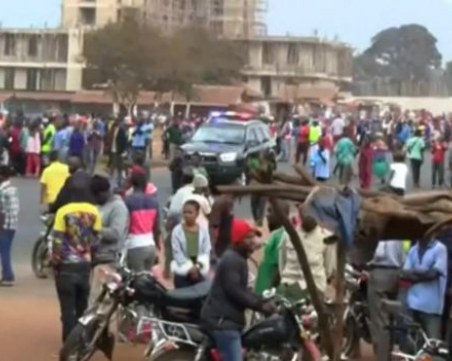 Над 60 загинаха при взрив на цистерна