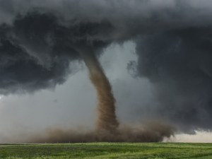 Ранените при торнадото в Люксембург станаха 19, над 100 са пострадалите сгради