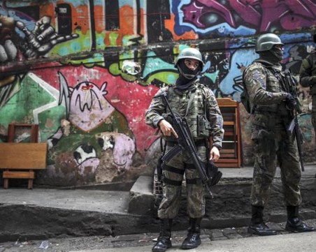 Въоръжени мъже разстреляха петима души в бразилски нощен клуб, има и тежко ранени