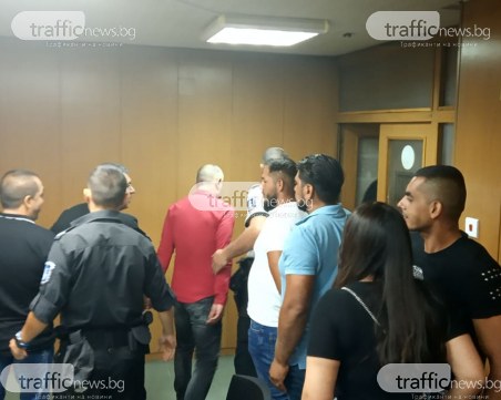 Затвор за дилъра Кадри, спипан при акция в Столипиново! Три ромски фамилии се събраха в съда