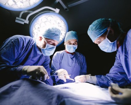 Известен немски професор спасява българин с 12 стента в София