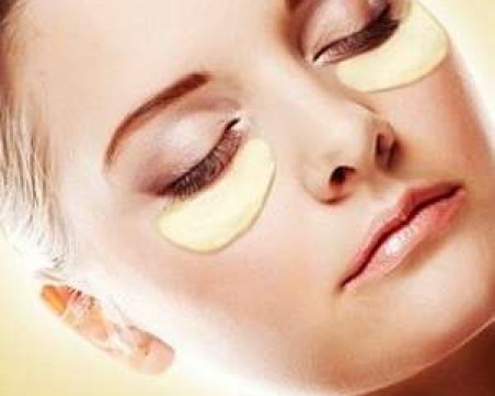 Лесни съвети как да премахнем сенките под очите си с природни средства