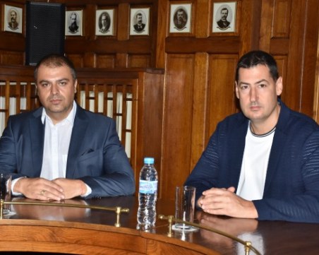 Тотев и новият полицейския шеф в Пловдив се договориха за камери за скорост и повече видеонаблюдение