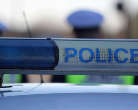 Пиян шофьор с над 20 акта и отнета книжка опита да подкупи полицай